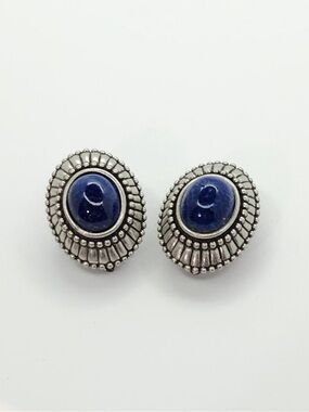 Vintage Silver Tone Dark Blue Stone Cabochon Setting Unbranded Clip Earrings